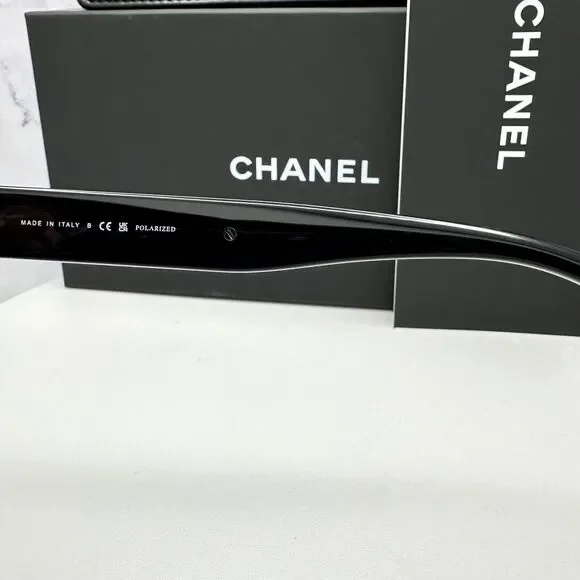 New CHANEL Sunglasses - Picture 8 of 16